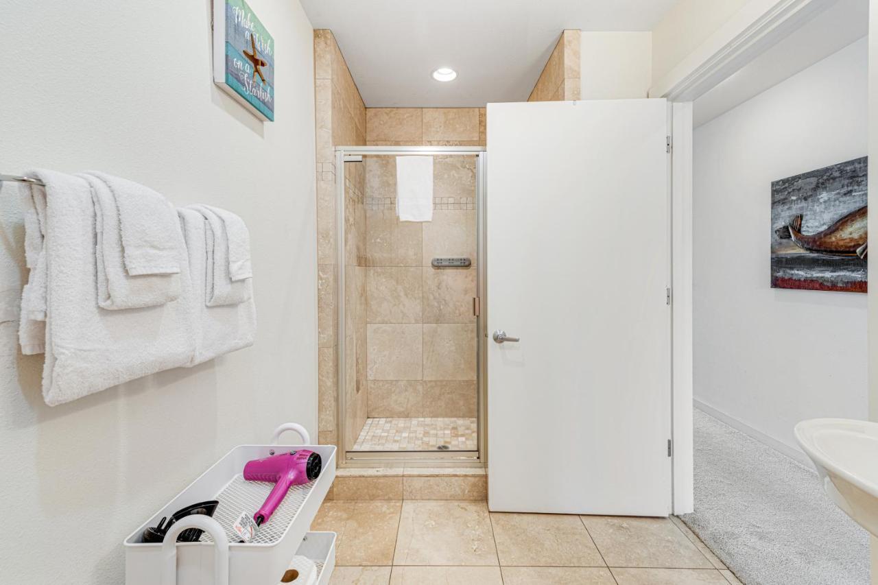 Serenity By The Sea Apartamento Rockaway Beach Exterior foto