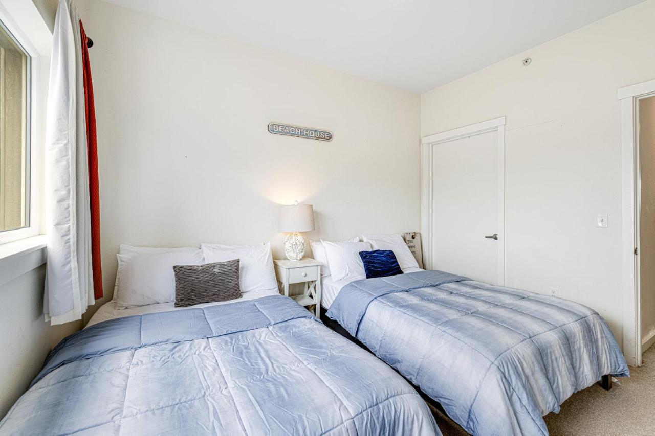 Serenity By The Sea Apartamento Rockaway Beach Exterior foto