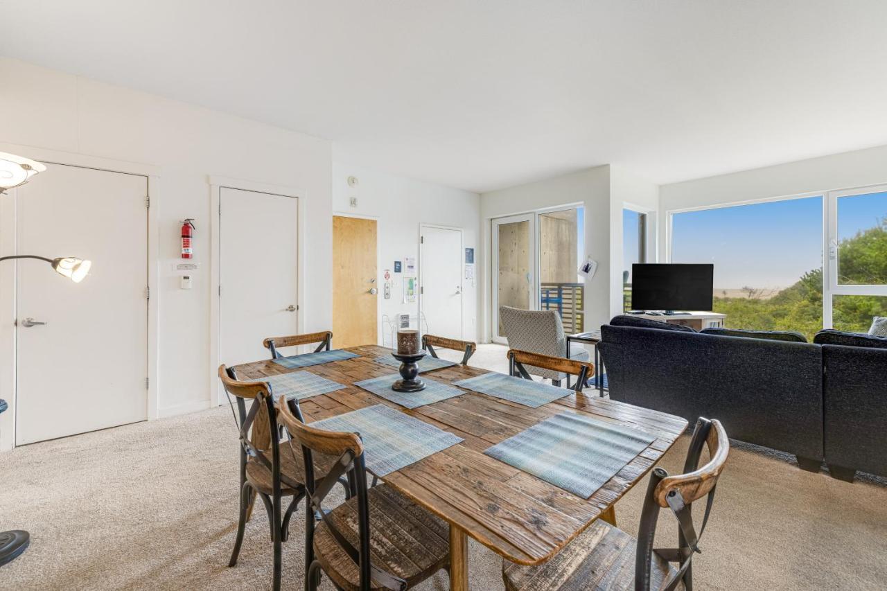 Serenity By The Sea Apartamento Rockaway Beach Exterior foto